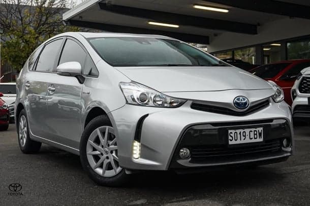 2019 Toyota Prius V Base in Silver