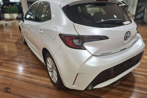 2023 Toyota Corolla Ascent Sport in White