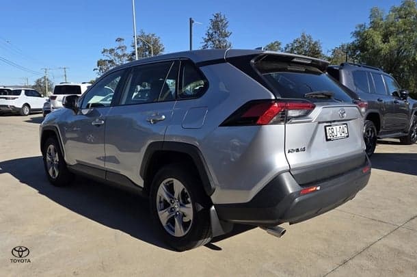 2022 Toyota RAV4 GX in Silver