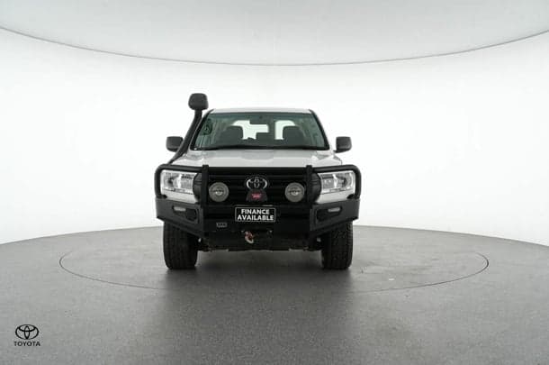 2021 Toyota Landcruiser GX in White