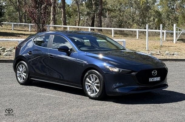 2020 Mazda 3 G20 Pure in Blue