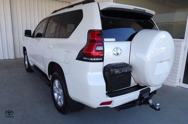 2023 Toyota Landcruiser Prado GXL in White