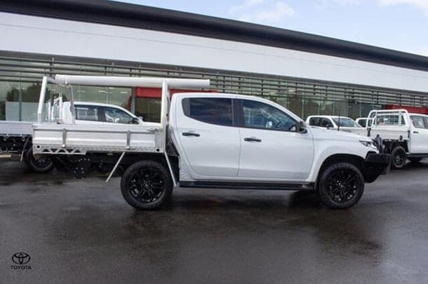 2021 Mitsubishi Triton GSR in White