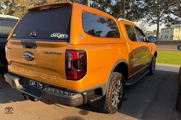 2022 Ford Ranger Wildtrak in Blue