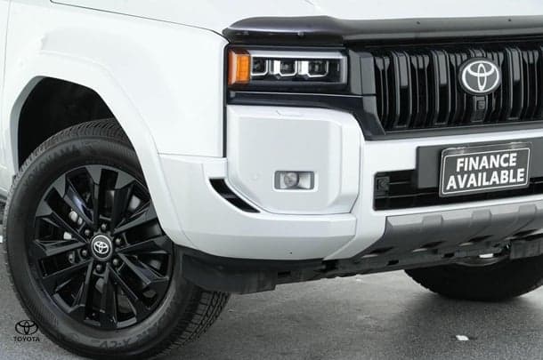 2025 Toyota Landcruiser Prado Kakadu in White