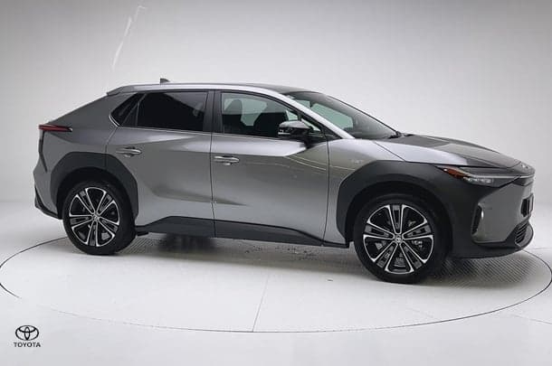 2023 Toyota bZ4X Standard 2WD in Silver