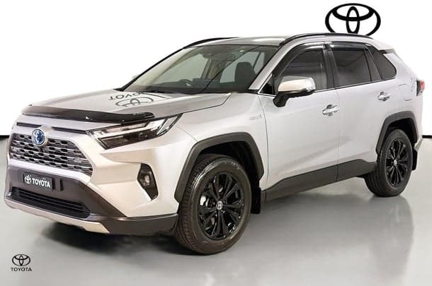 2024 Toyota RAV4 Cruiser-AWD in Silver