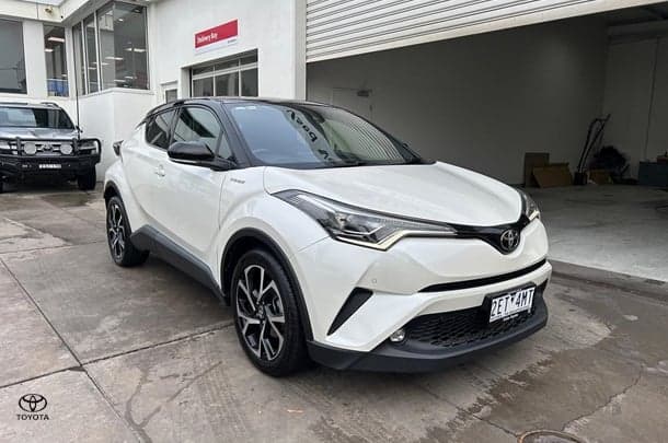 2017 Toyota C-HR Koba 2WD in Two Tone White