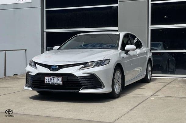 2021 Toyota Camry Ascent in White