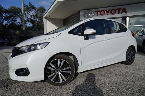 2020 Honda Jazz VTi-S in White