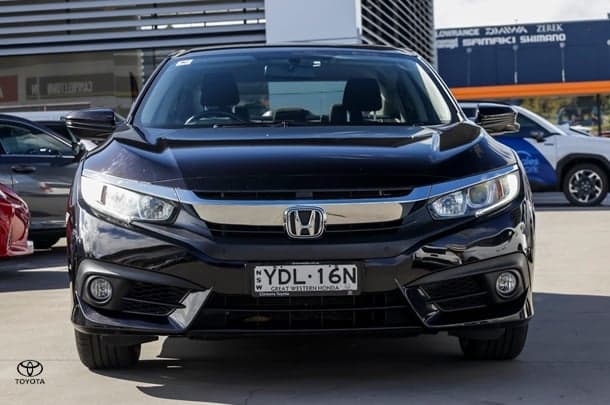 2016 Honda Civic VTi-S in Black
