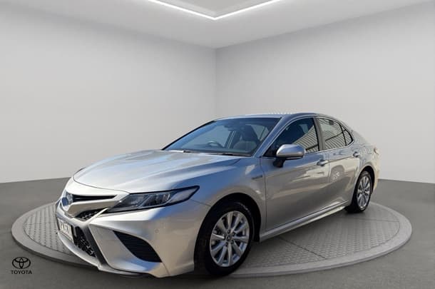 2019 Toyota Camry Ascent Sport in Silver