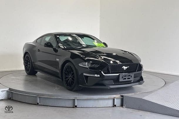 2017 Ford Mustang GT in Silver