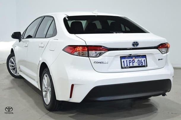 2025 Toyota Corolla Ascent Sport Hybrid in White
