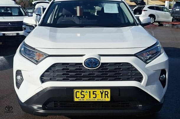 2019 Toyota RAV4 GX AWD in White