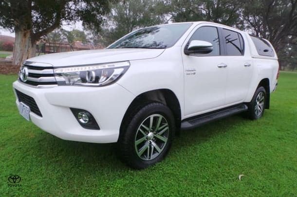 2017 Toyota Hilux SR5 in White