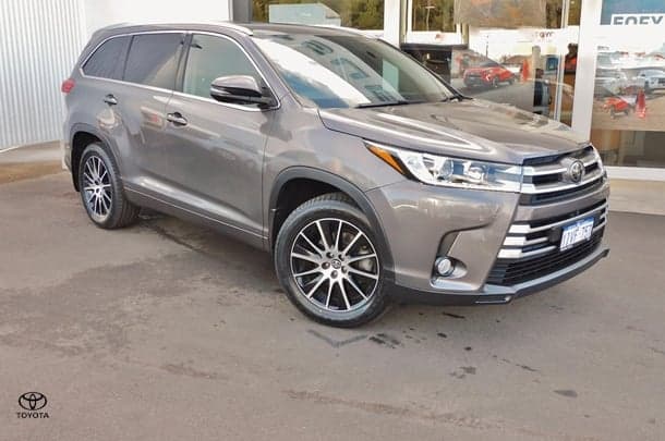 2018 Toyota Kluger Grande AWD in Grey
