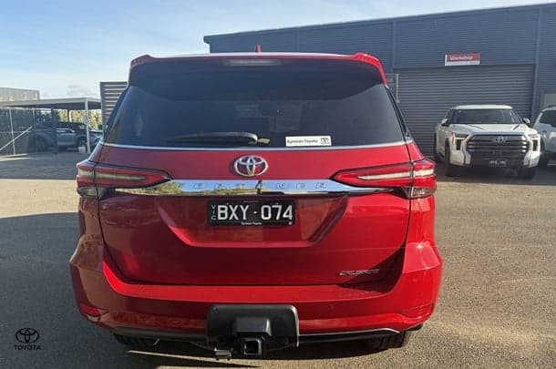 2022 Toyota Fortuner Crusade in Red