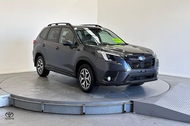 2023 Subaru Forester 2.5i in Grey