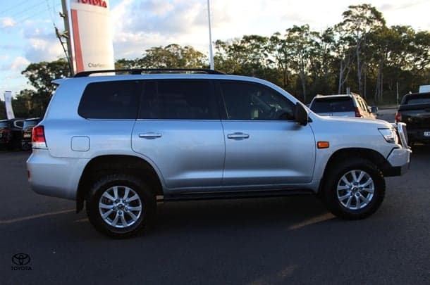 2019 Toyota Landcruiser VX in Silver