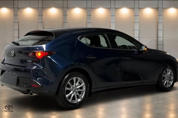 2024 Mazda 3 G20 Pure in Blue