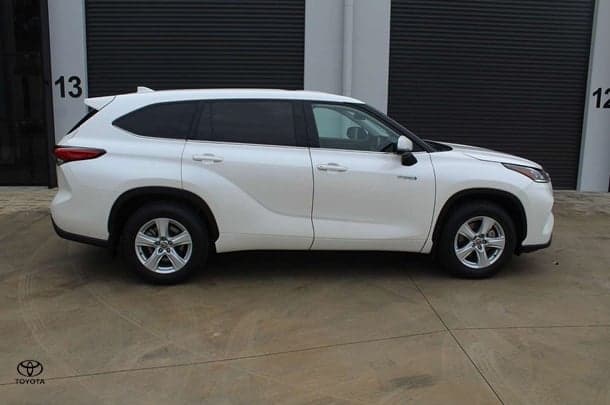 2021 Toyota Kluger GX AWD in White