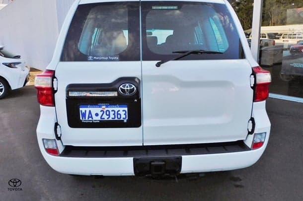 2017 Toyota Landcruiser GX in White