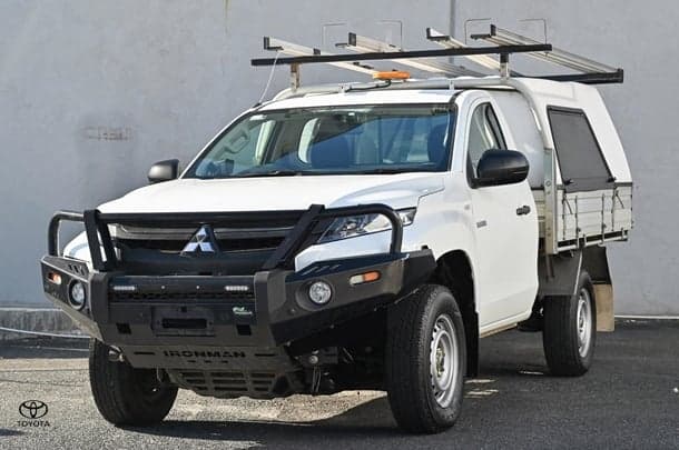 2019 Mitsubishi Triton GLX in White