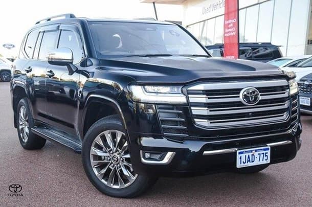 2025 Toyota Landcruiser Sahara ZX in Black