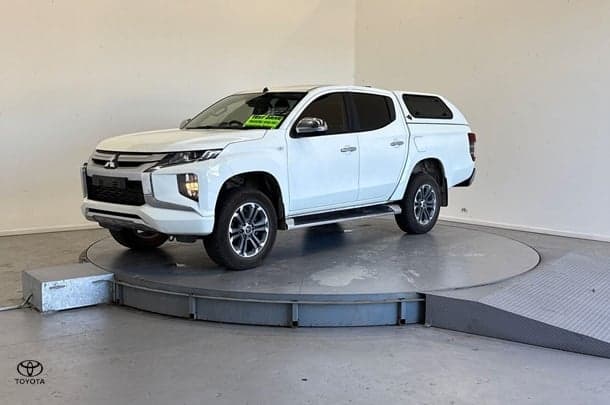 2020 Mitsubishi Triton GLX-R in White