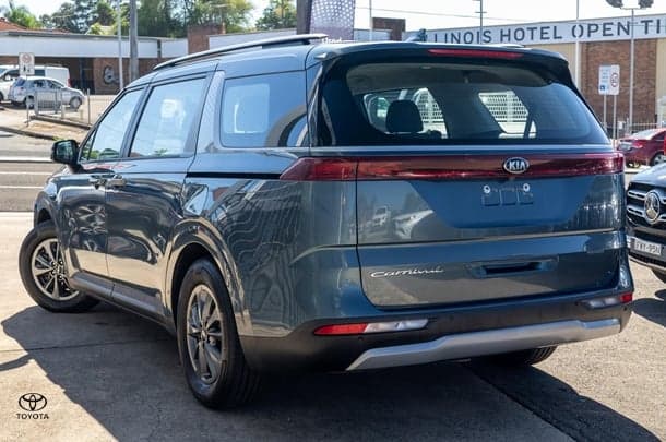2021 Kia Carnival S in Blue