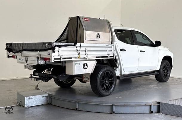 2023 Mitsubishi Triton GLX-R in White
