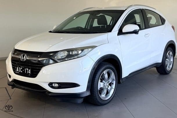 2016 Honda HR-V VTi-S in White