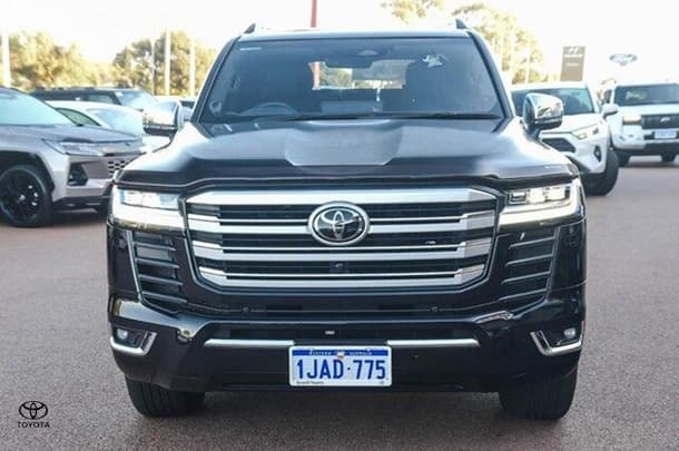 2025 Toyota Landcruiser Sahara ZX in Black