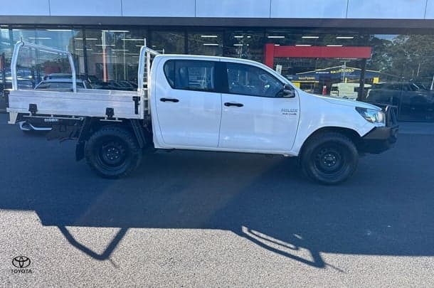 2019 Toyota Hilux SR in White