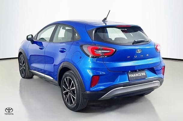 2022 Ford Puma Base in Black