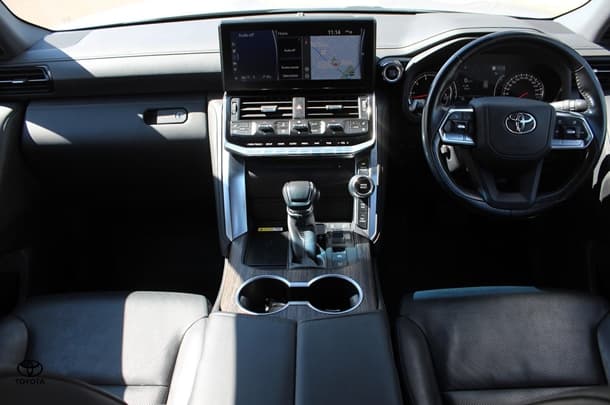 2023 Toyota Landcruiser VX in Silver