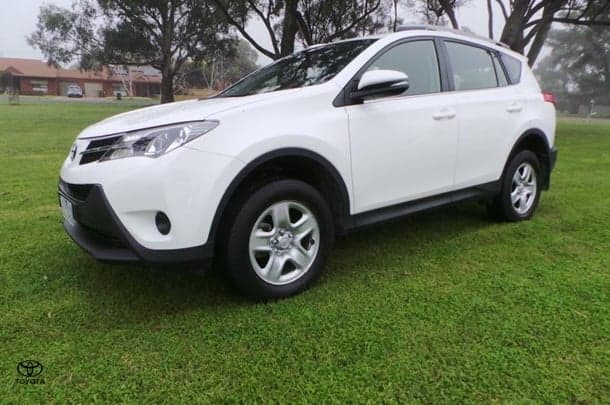 2015 Toyota RAV4 GX in White