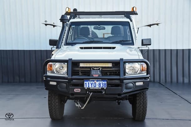2019 Toyota Landcruiser Workmate in White
