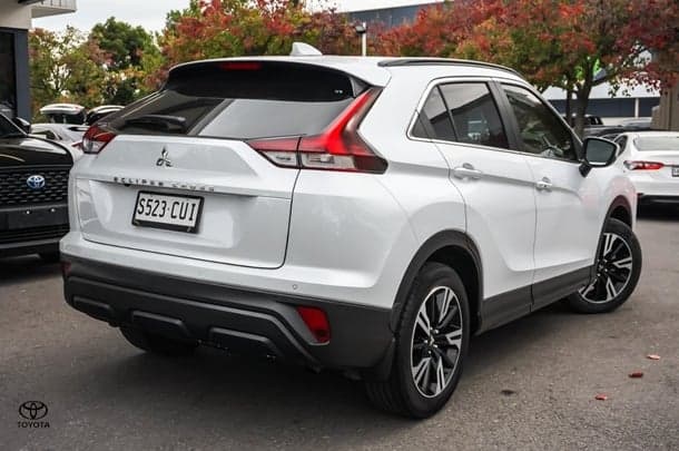2023 Mitsubishi Eclipse Cross LS in White