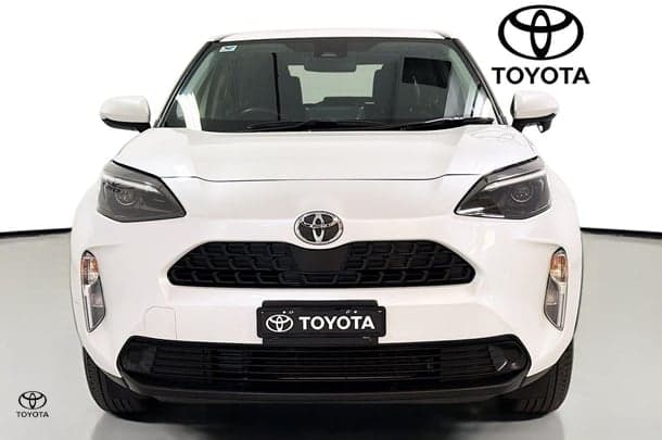 2023 Toyota Yaris Cross GX in White