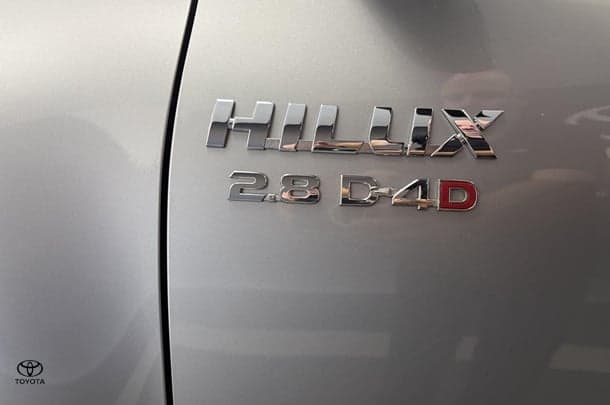 2018 Toyota Hilux SR5 in Silver