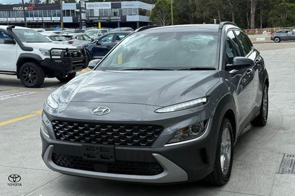 2023 Hyundai Kona Base in Ecotronic Grey
