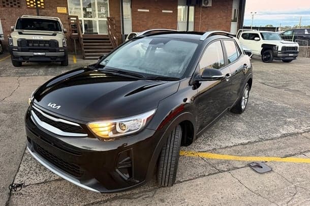 2024 Kia Stonic S in Aurora Black Pearl (Abp)