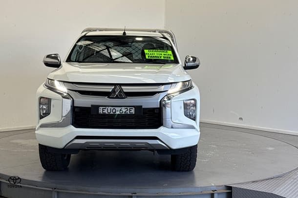 2022 Mitsubishi Triton GLS in White