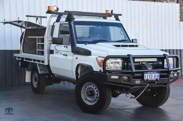 2019 Toyota Landcruiser Workmate in White