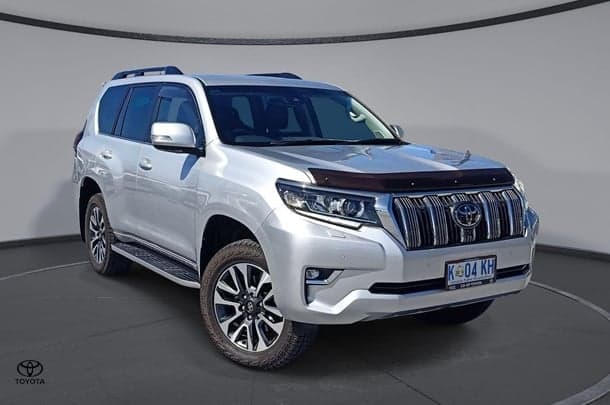 2022 Toyota Landcruiser Prado VX in Silver