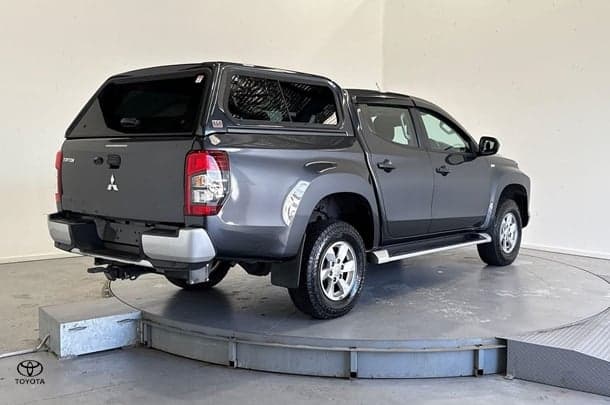 2021 Mitsubishi Triton GLX+ in Grey