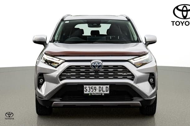 2022 Toyota RAV4 Cruiser-AWD in Silver