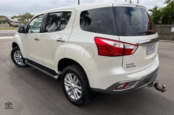 2018 Isuzu MU-X LS-U in White